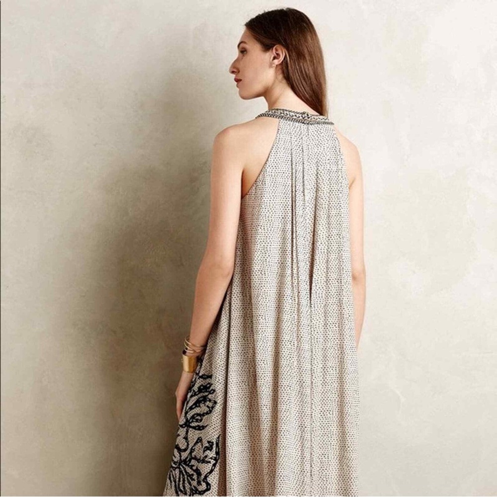 Elegant Beige Floral Maxi Dress - Picture 3 of 11